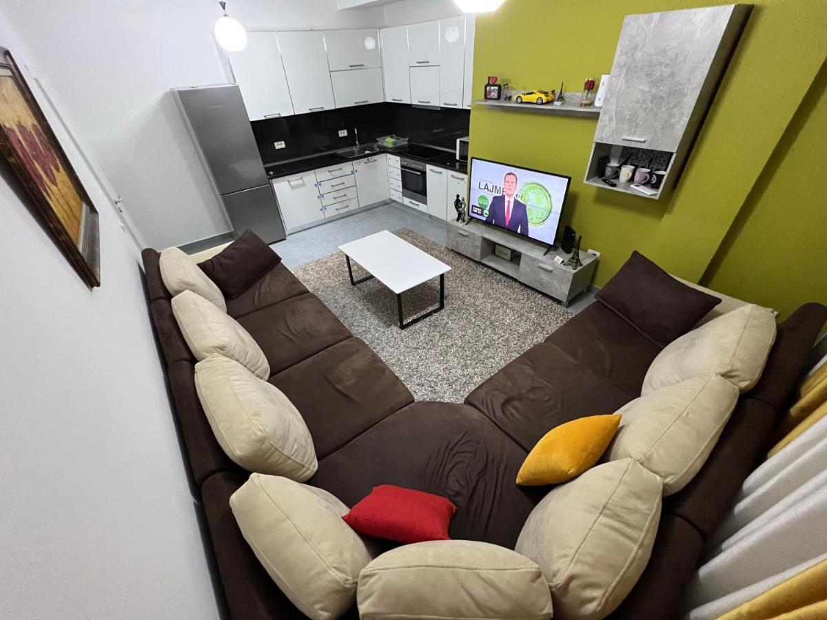 Apartment Rent Elbasan City Center 1 Экстерьер фото